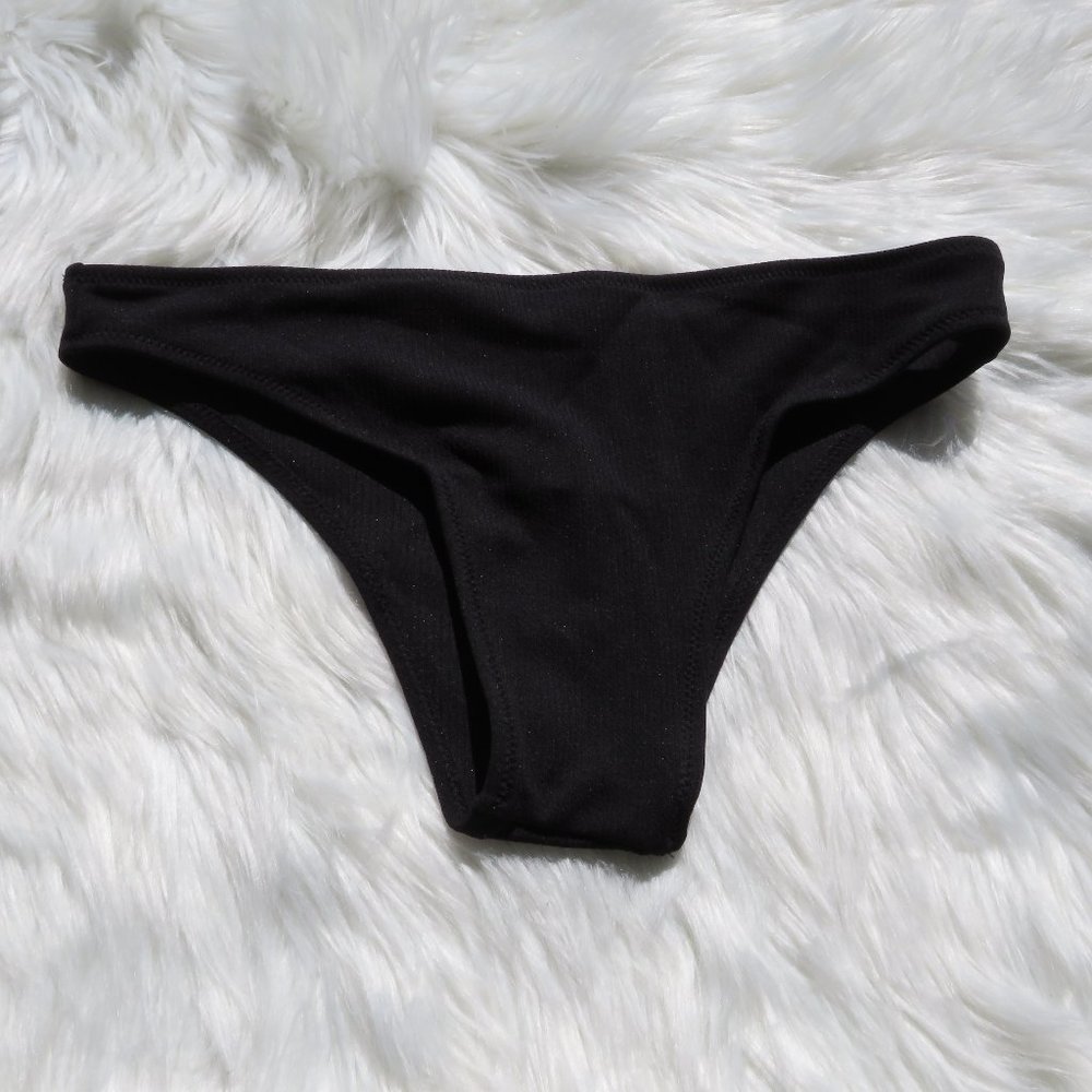 NWOT - Women's Textured Black Bikini Bottoms
